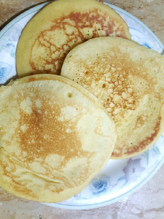 A picture of Vanilla Cakes in a fry pan😁🎂🍰.