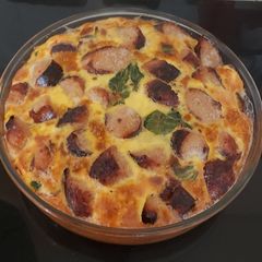 A picture of My Red Peppered Sausage & Spinach Quiche 🙂.