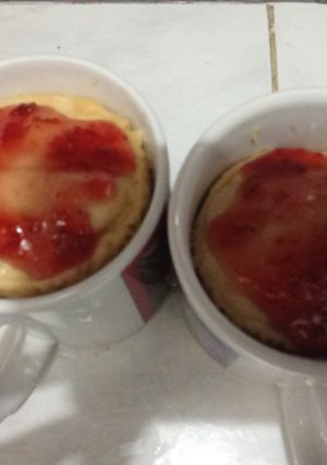 Una foto de Ponqué con Mermelada de Fresa en Microondas