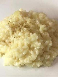 Una foto de Risotto de formatge parmesà 🧀
