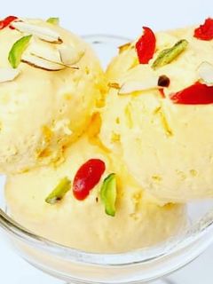 A picture of Custard mango ice cream.