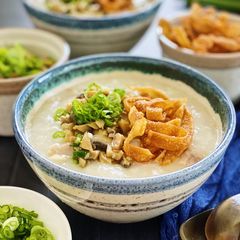 A picture of Chicken Porridge with Sauté Mushrooms.