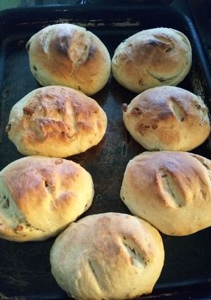Una foto de Pan casero con chicharrón