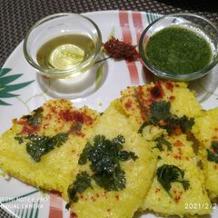 A picture of Khatiya dhokla.