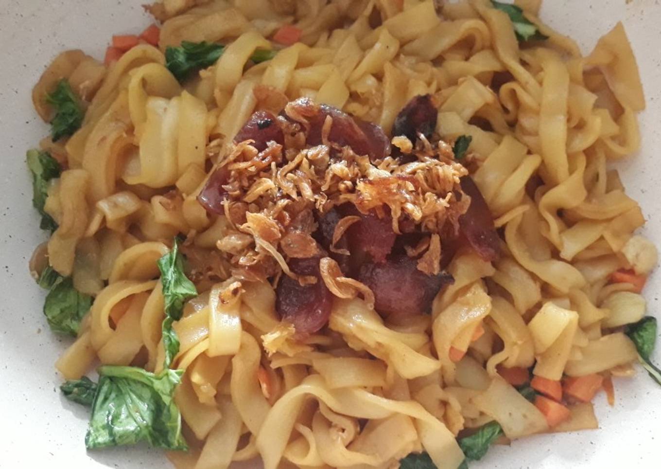 4. Kwetiau Goreng Lapchiong