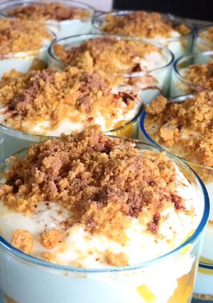 Una foto de Falso tiramisú de mango (o frutas ligeras variadas)