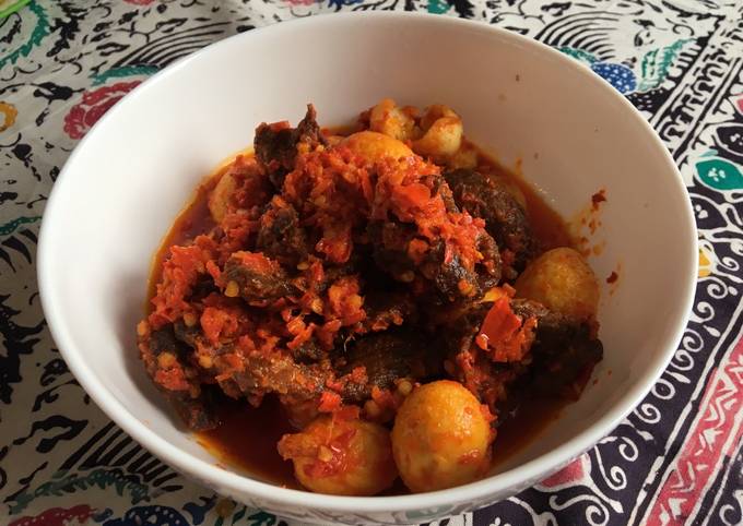 Yuk intip, Bagaimana cara bikin 3. Daging dan telur puyuh balado simple yang istimewa