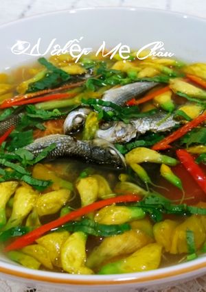 Hình của món Canh chua cá linh bông điên điển.