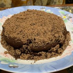 A picture of Biscuit cake.