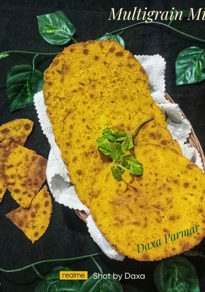 A picture of Multigrain Mint Khakhra.