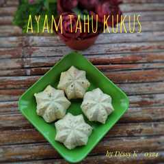 A picture of Ayam Tahu Kukus.