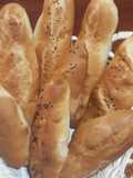 خبز الباغيت الفرنسي