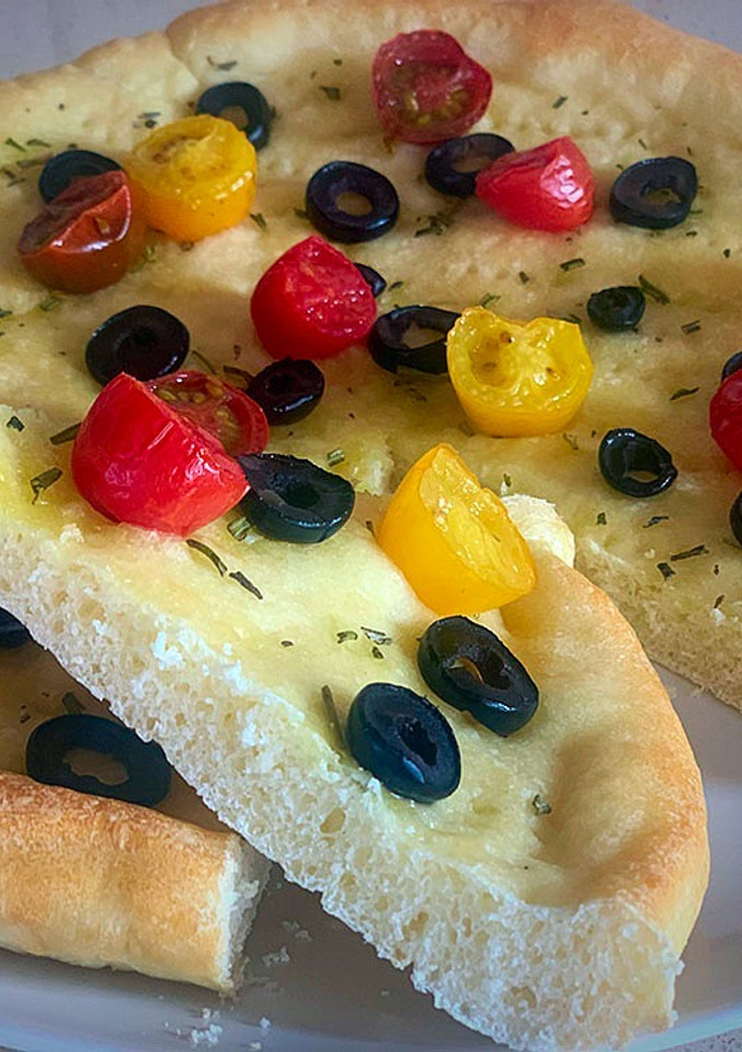 Una foto de Focaccia (a partir de la masa del Lidl)