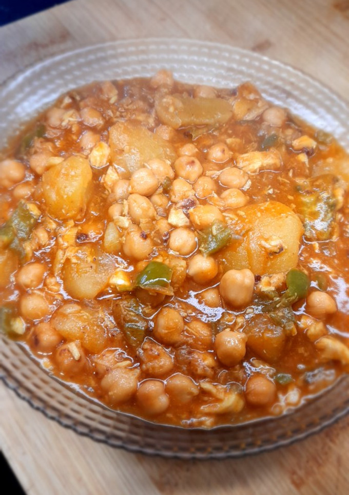 Una foto de Garbanzos con bacalao