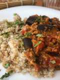 Quinoa integral con picada de ternera y berenjena