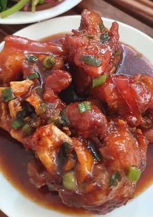 Hình của món Chân giò khìa nước dừa.