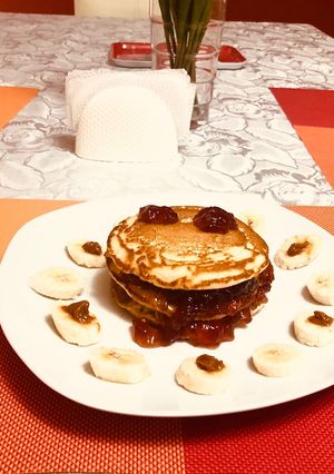 Una foto de Elmo el pancake feliz