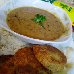 A picture of Sabut dal mung.