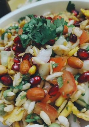 भेलपुरी (bhelpuri recipe in hindi) रेसिपी मुख्य फोटो