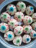 Ojos de bruja de Halloween (magdalenitas)