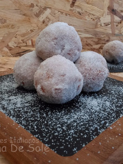 Una foto de Castagnoles italianos (Dulce típico de carnaval)