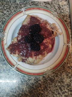 Una foto de Carne mechada con salsa de moras, especial San Valentín