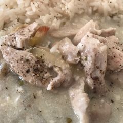 A picture of Cooked yogurt with Chicken - Shakriye.