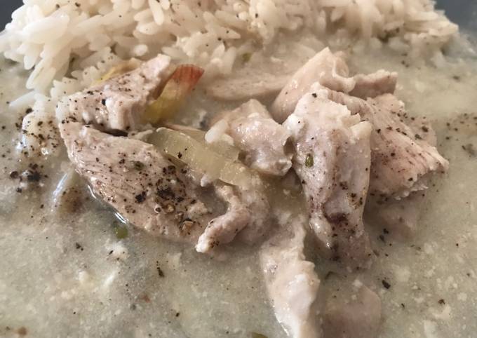 Simple Way to Prepare Super Quick Homemade Cooked yogurt with Chicken - Shakriye