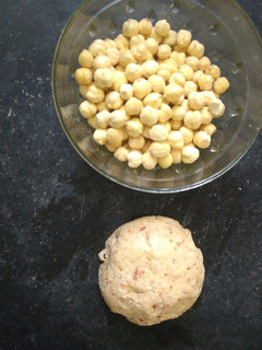 பொட்டுகடலை துவையல் (Pottukadalai thuvaiyal recipe in tamil) செய்முறை முக்கிய புகைப்படம்