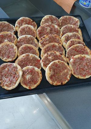 صورة لوصفة لحم بعجين (او صفيحه) 🥪🍔🍕💯😋