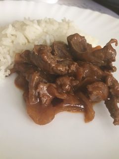 Una foto de Hígado encebollado