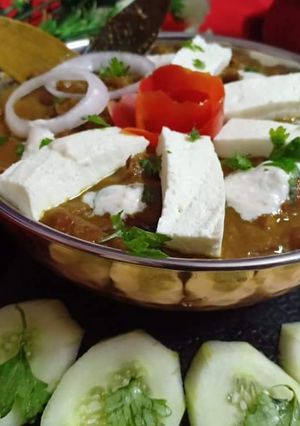 A picture of Rajma Paneer.