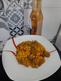 Una foto de Arroz con carne