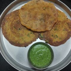 A picture of Besan chilla.