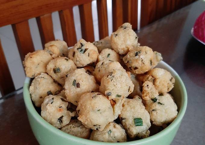Wajib coba! Bagaimana cara membuat Tahu Aci Kriuk ala Dapur Ath-three&#39;s dijamin menggugah selera