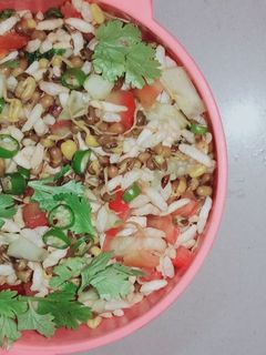 स्प्राउट चाट (Sprout Chaat recipe in hindi) रेसिपी मुख्य फोटो