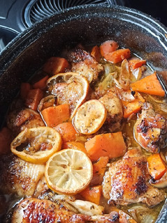 A picture of Poulet au citron et sauce soja.