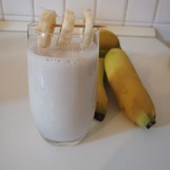 A picture of Bananas Smothie.