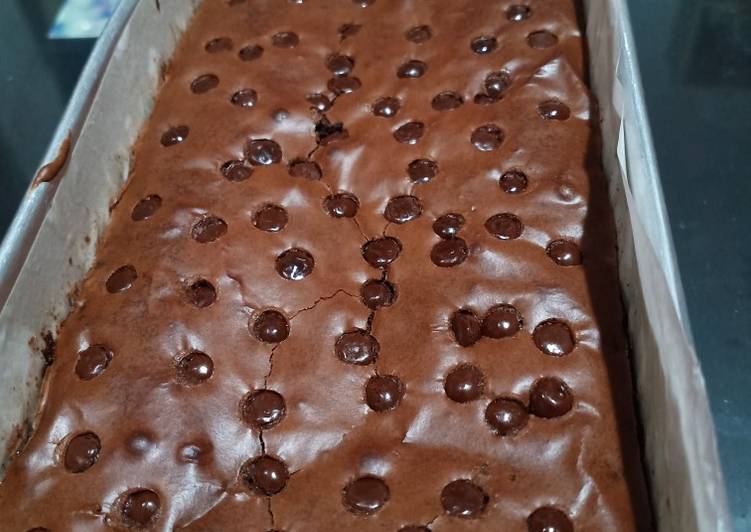 Langkah Mudah untuk Menyiapkan Brownies Fudgy Erlina Lim, Sempurna