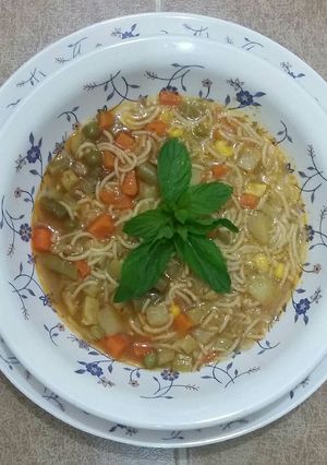 صورة لوصفة شوربة الخضار بالشعيرية