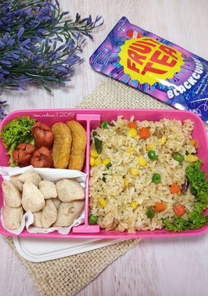 Foto resep Bekal Sekolah Anak (Nasi Goreng Sayuran)