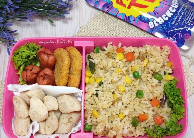 15 Bahan Masak Bekal Sekolah Anak (Nasi Goreng Sayuran) Yang Mudah ...