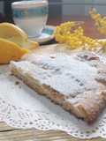 Crostata morbida con marmellata e ricotta