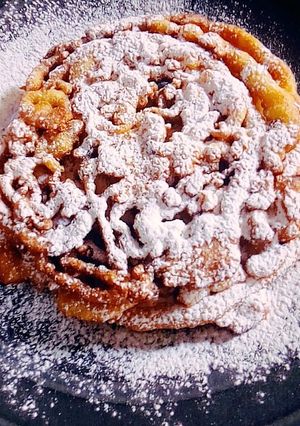 A picture of Funnel Cake.