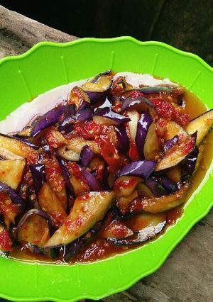 Foto resep Terong Sambal Balado Terasi Bakar
