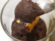 Une photo de crème chocolat