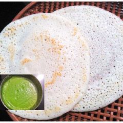 A picture of Spongy White Dosa With Green Chutney ❤❤.
