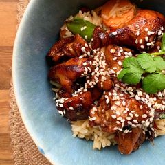 A picture of Korean style sticky chicken (with veggie rice).