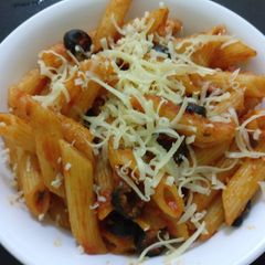 A picture of Red Sauce Pasta With Olives.