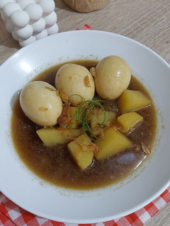 Foto resep Semur Telur dan Kentang